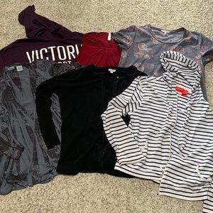 Bundle of 6 Women's L Tops & Sweatshirts